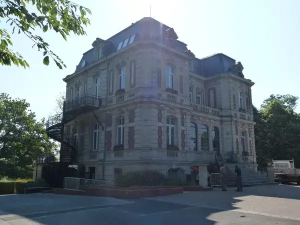 Service Monte Escalier Monte-escalier Beuvrages