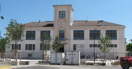 Service Monte Escalier Monte-escalier Décines-Charpieu